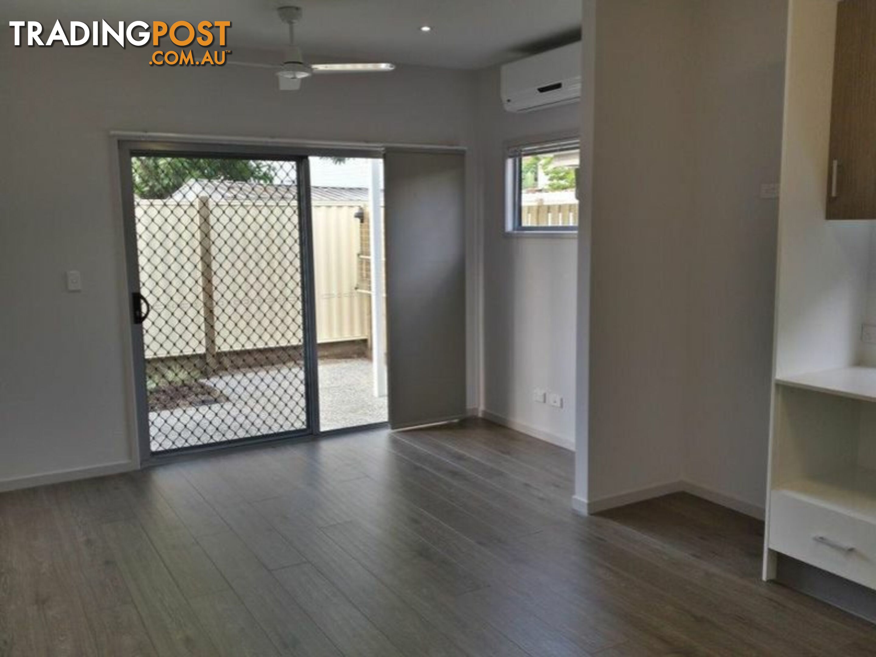 1/15 Macbeth Street KINGSTON QLD 4114