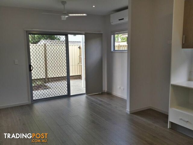 1/15 Macbeth Street KINGSTON QLD 4114