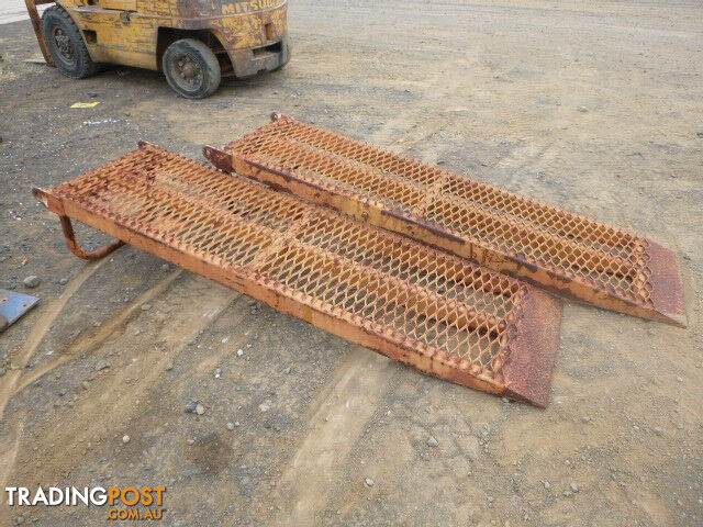 Unknown Set of ramps Miscellaneous Parts