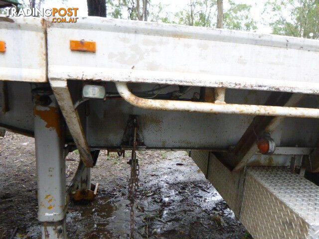 Fruehauf Semi Flat top Trailer - photo 3 of 13