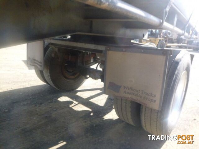Fruehauf Semi Curtainsider Trailer - photo 3 of 21