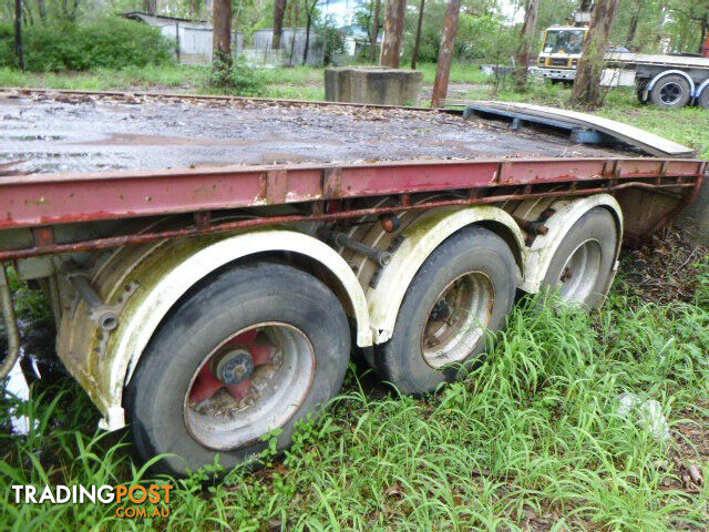 Fruehauf Semi Flat top Trailer - photo 4 of 10