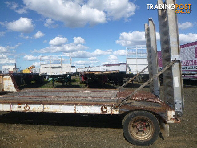 Drake Semi Low Loader/Platform Trailer - photo 4 of 15