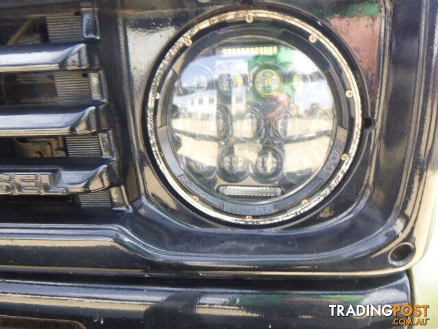 Toyota LAND CRUISER SUV Light Commercial - photo 4 of 34