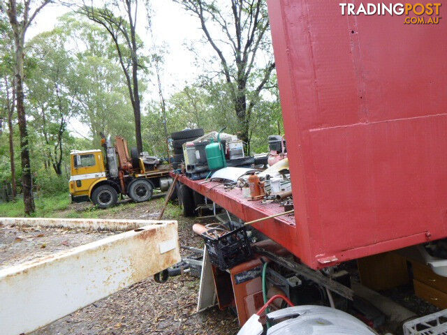 O'Phee Semi Flat top Trailer