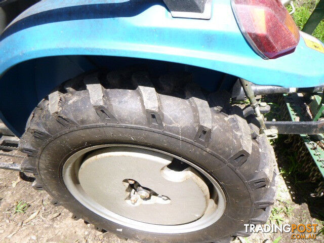 weifang sinoval sn-304 FWA/4WD Tractor - photo 5 of 14