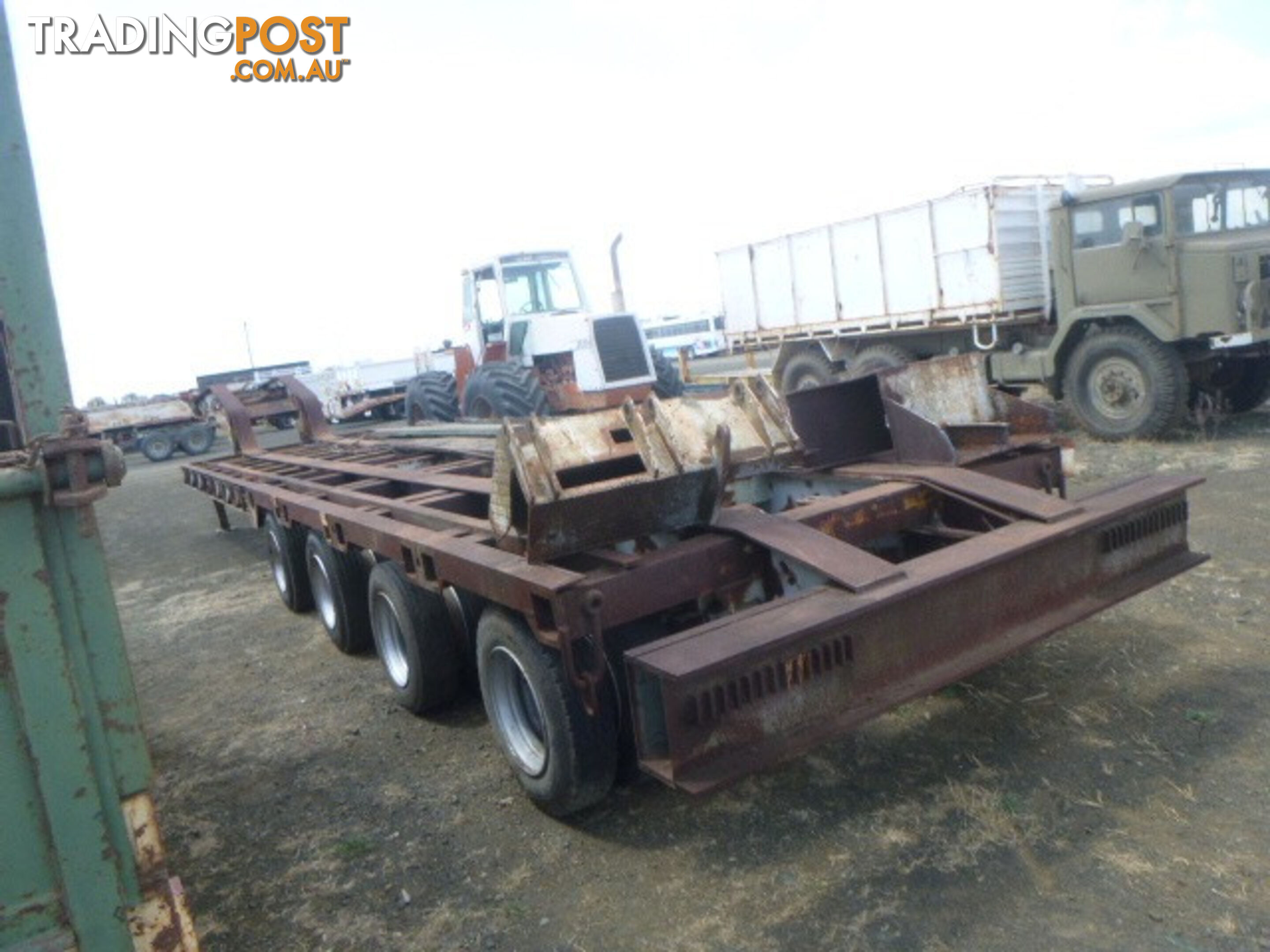 Custom Semi Low Loader/Platform Trailer