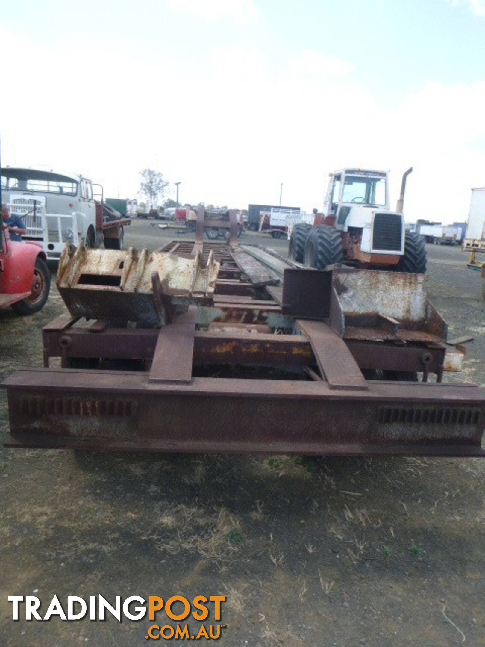 Custom Semi Low Loader/Platform Trailer