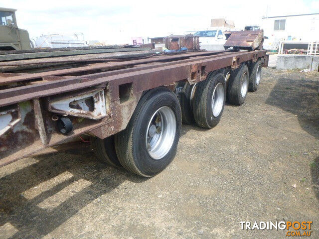 Custom Semi Low Loader/Platform Trailer