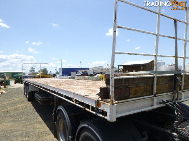 Barker Semi Flat top Trailer