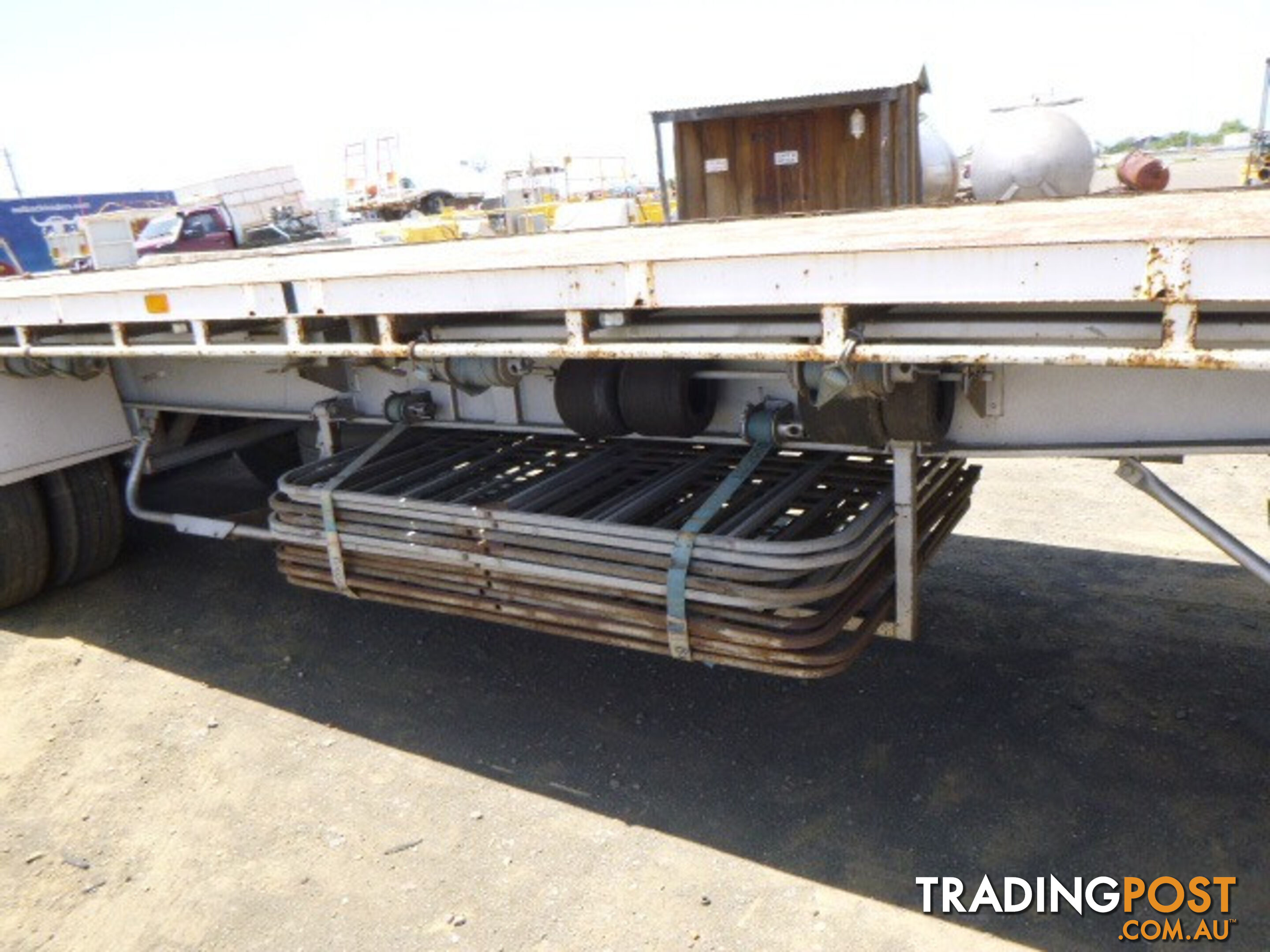 Barker Semi Flat top Trailer