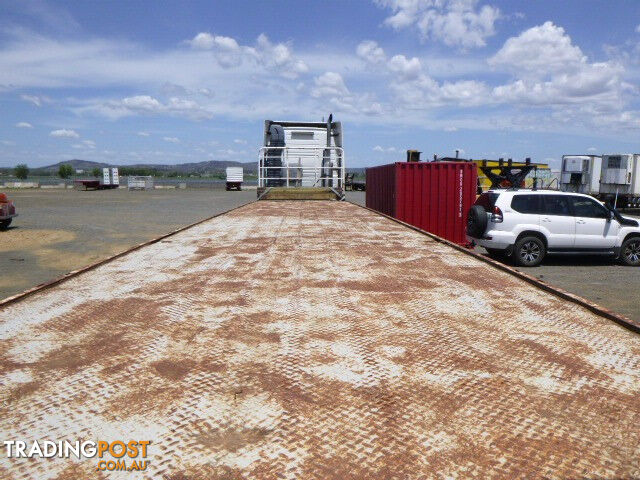 Barker Semi Flat top Trailer