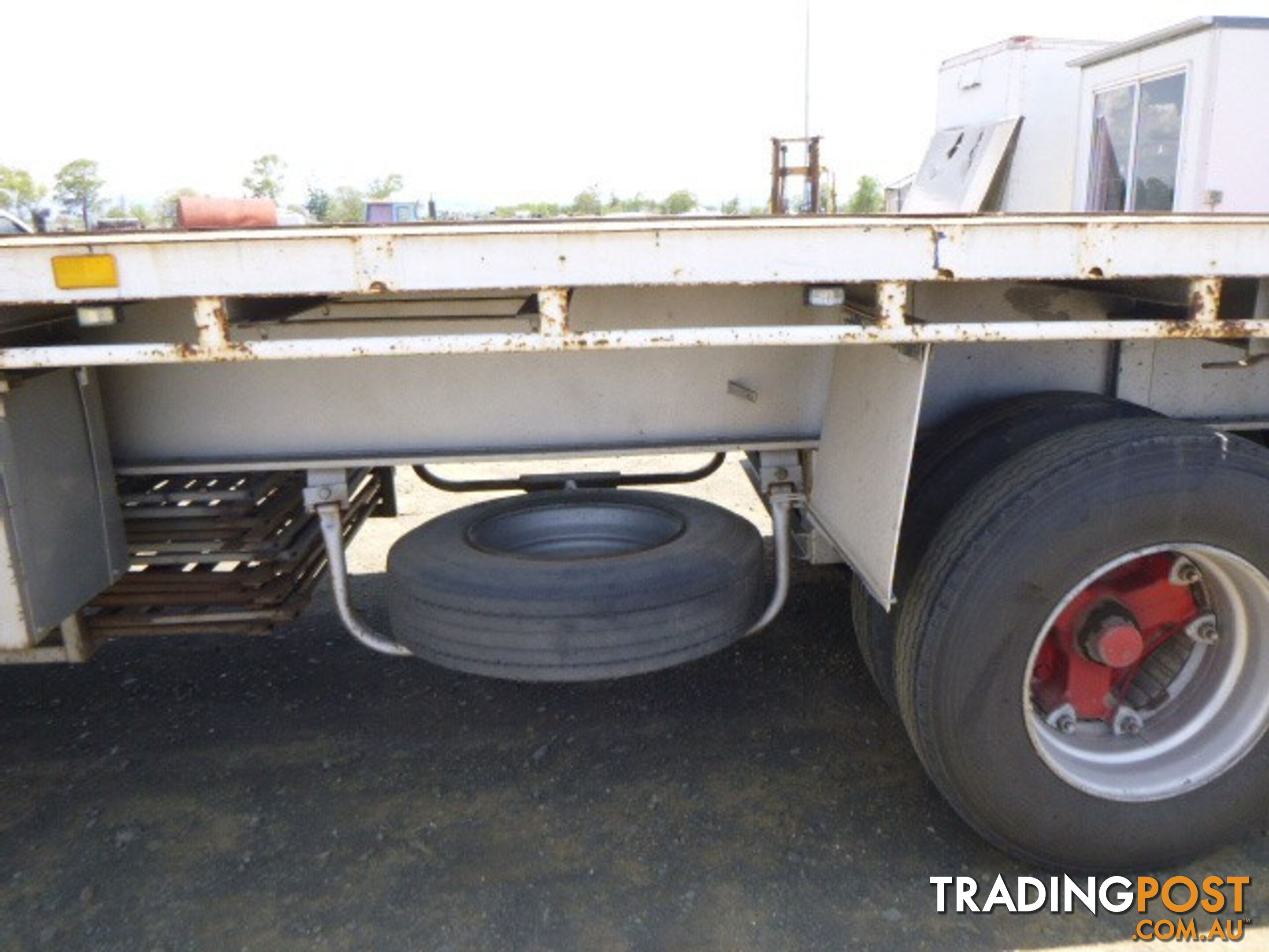 Barker Semi Flat top Trailer