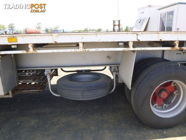 Barker Semi Flat top Trailer