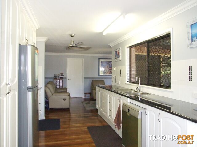 2 Dowzer Maryborough QLD 4650