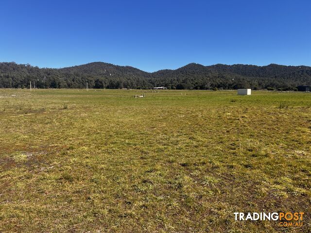 4 Ians Way SISTERS BEACH TAS 7321 - photo 3 of 4