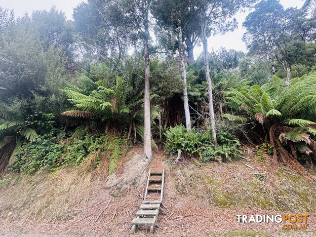 33 Solly Street ZEEHAN TAS 7469
