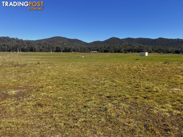5 Ians Way SISTERS BEACH TAS 7321 - photo 3 of 5