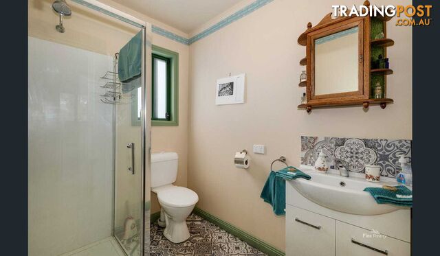 18 Mount Road WARATAH TAS 7321 - photo 3 of 4