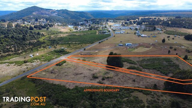 4 Waratah Road WARATAH TAS 7321 - photo 2 of 14