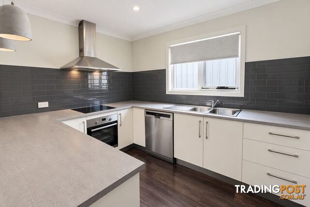 unit 1 39 Bells Parade SOMERSET TAS 7322