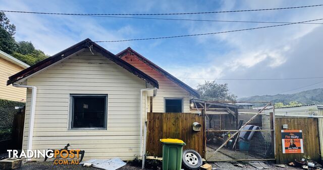 4A Powell Street QUEENSTOWN TAS 7467