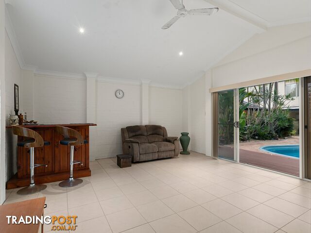 1 Whipbird Way BELMONT NSW 2280