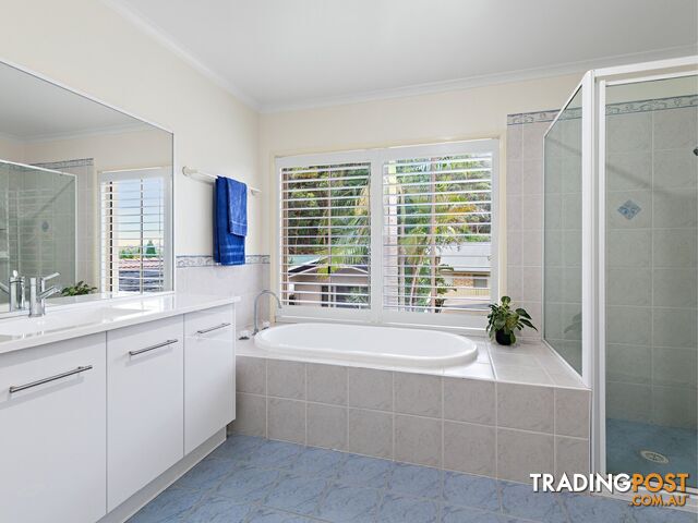 1 Whipbird Way BELMONT NSW 2280