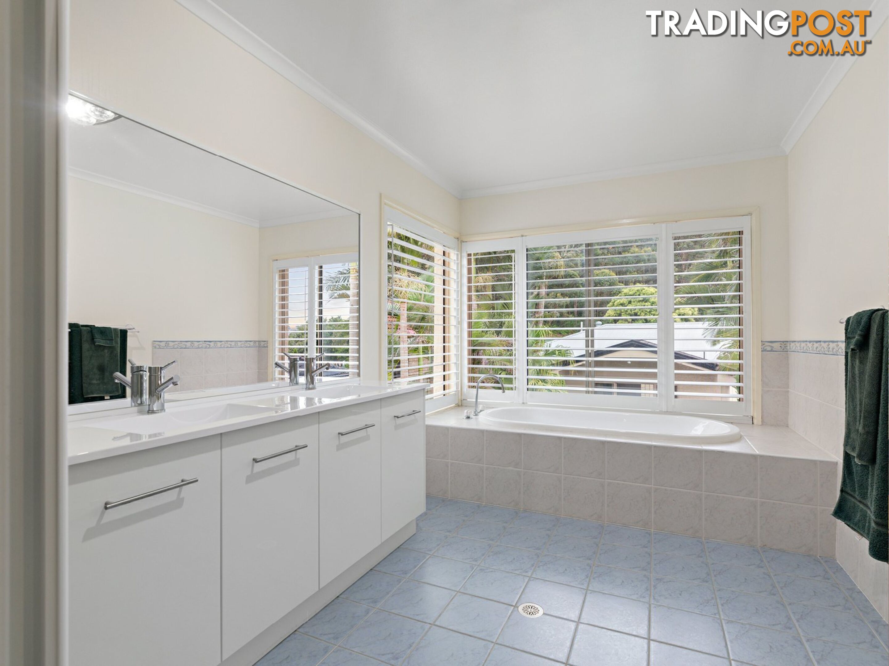 1 Whipbird Way BELMONT NSW 2280