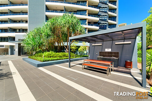 2 Aqua Street SOUTHPORT QLD 4215