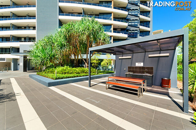 2 Aqua Street SOUTHPORT QLD 4215