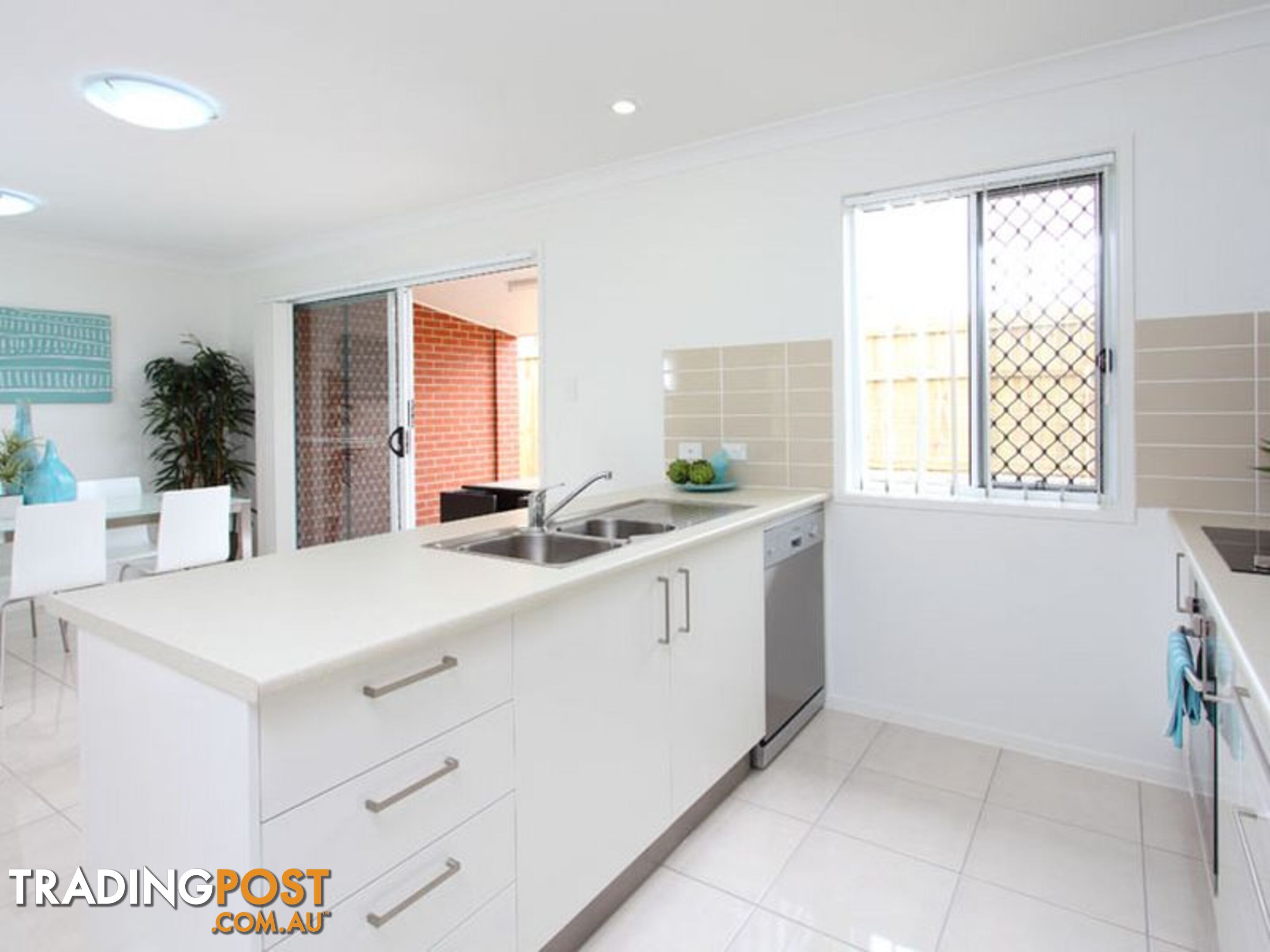 Unit 8/ 23 Young Rd NARANGBA QLD 4504