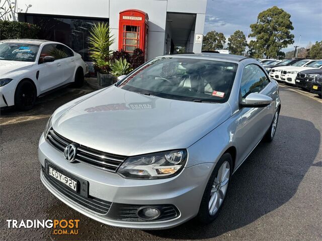 2013 VOLKSWAGEN EOS 155TSI 1FMY13,5 CONVERTIBLE - photo 3 of 16