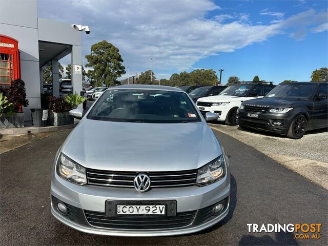 2013 VOLKSWAGEN EOS 155TSI 1FMY13,5 CONVERTIBLE - photo 2 of 16