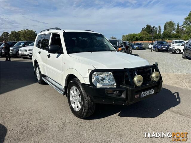 2011 MITSUBISHI PAJERO GLX NTMY11 WAGON