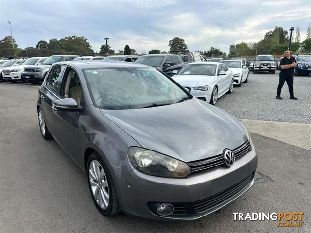 2009 VOLKSWAGEN GOLF 103TDICOMFORTLINE VI HATCHBACK