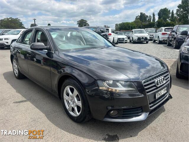 2010 AUDI A4  B88KMY10 SEDAN