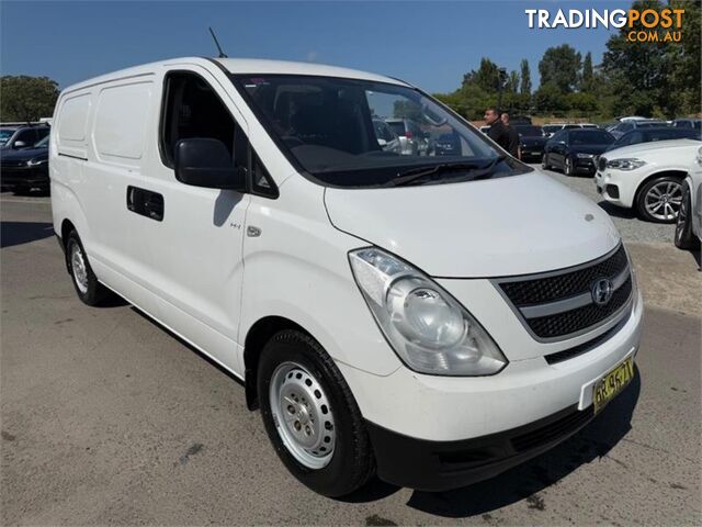 2012 HYUNDAI ILOAD  TQ2-VMY12 VAN