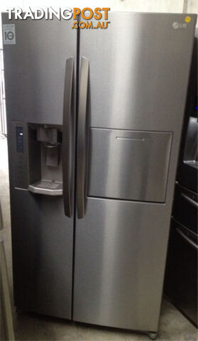 Lg 693 litre fridge $850