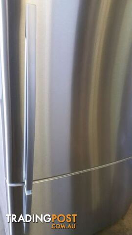 Fisher paykel 519 liter 2016 model - photo 2 of 7