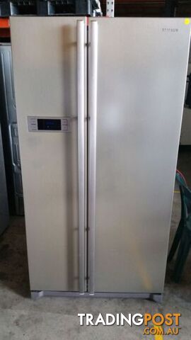 Samsung side by side fridge 600 litre