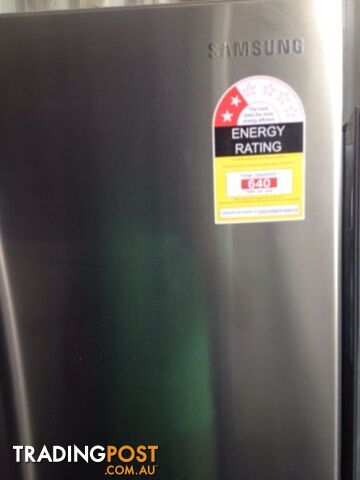 Samsung French door 579 litre fridge - photo 3 of 9