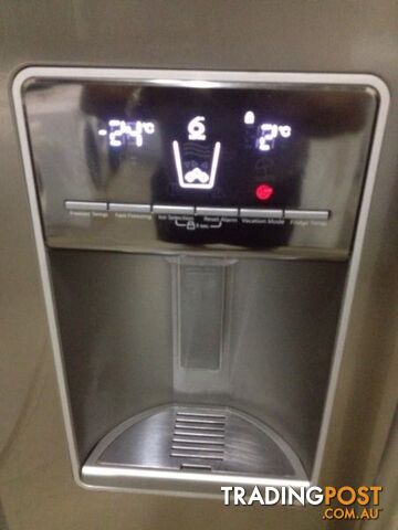 2014 model whirlpool 608 litre - photo 2 of 6