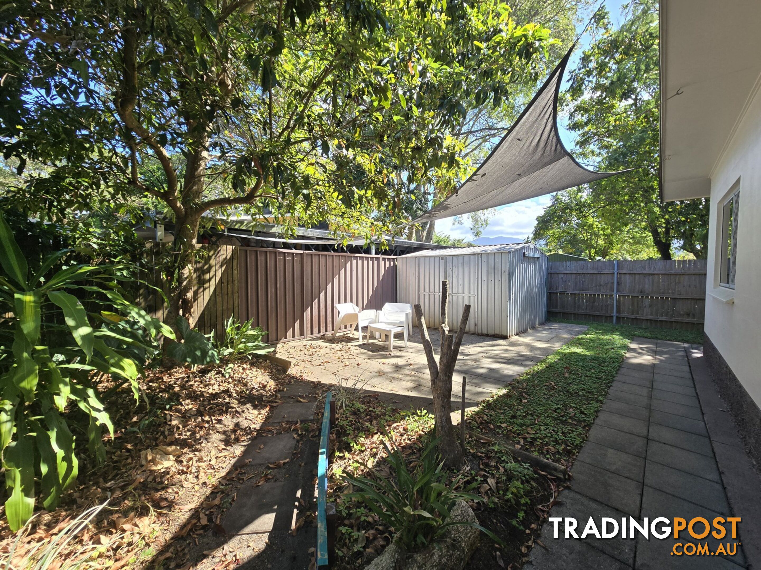 9B Torrance Avenue EDGE HILL QLD 4870