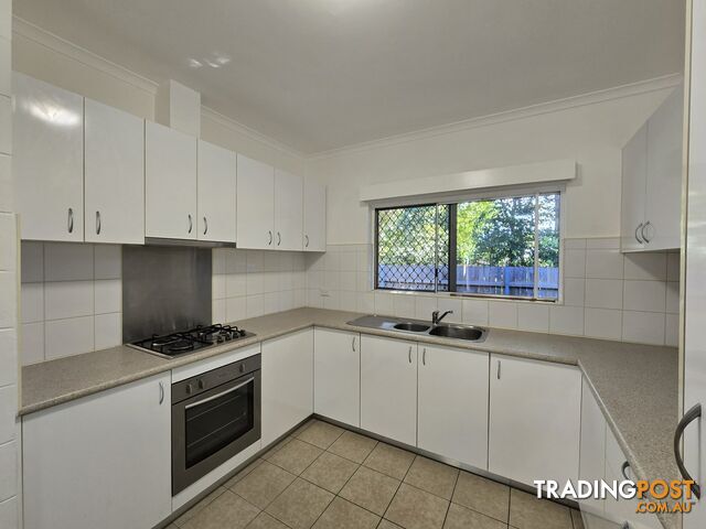 9B Torrance Avenue EDGE HILL QLD 4870