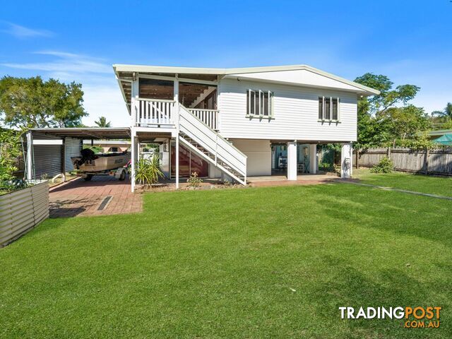 18 Guava Street HOLLOWAYS BEACH QLD 4878