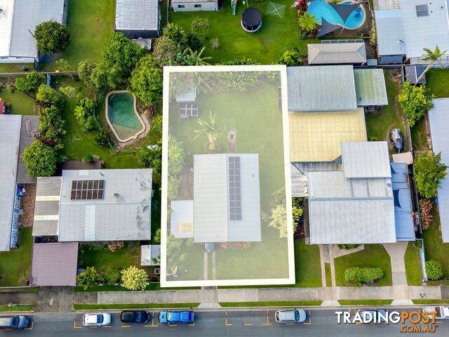72 Russell Street EDGE HILL QLD 4870