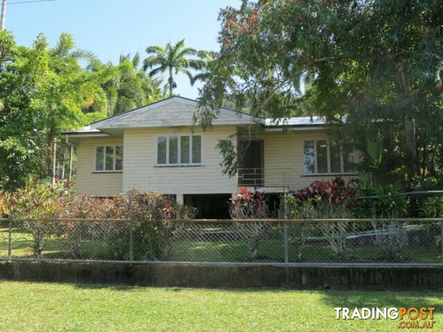 1 Bradford Street WHITFIELD QLD 4870