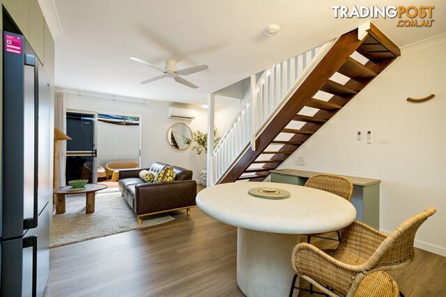 6/10 Crathern Close EDGE HILL QLD 4870