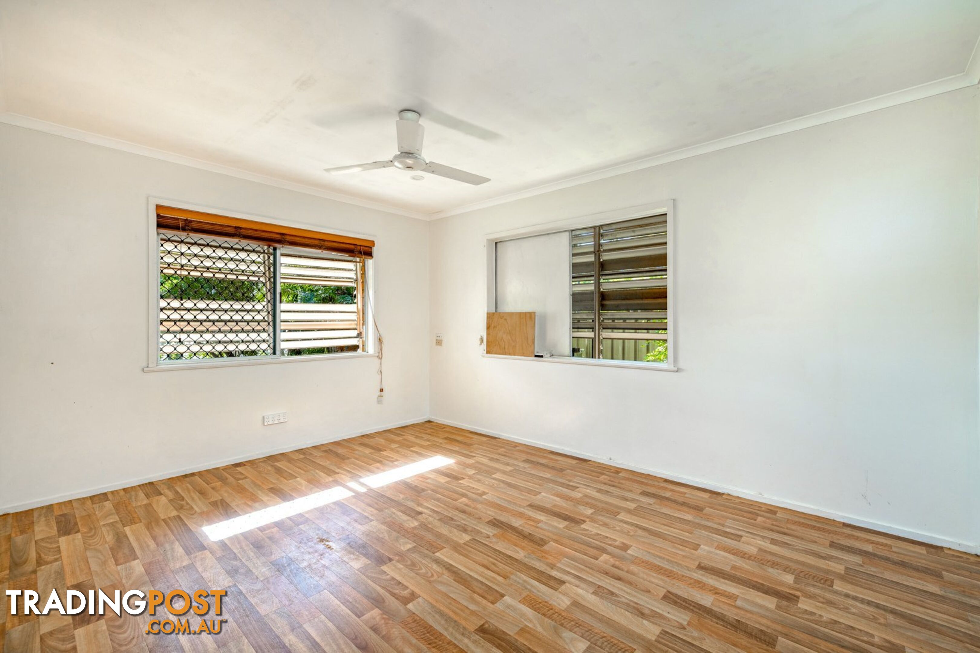 19 Lennon Street WESTCOURT QLD 4870